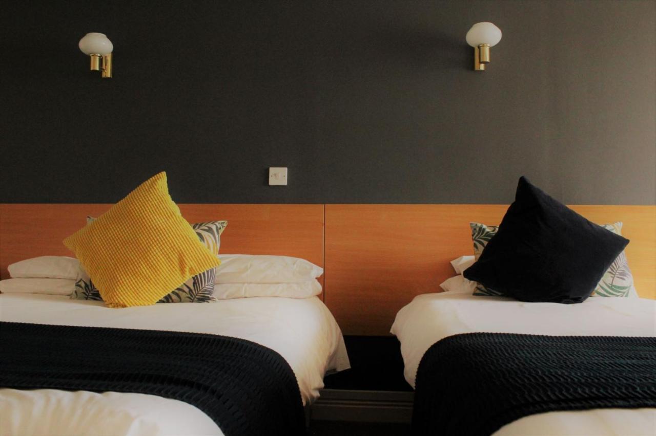 The Town & Country Lodge Dundry Luaran gambar