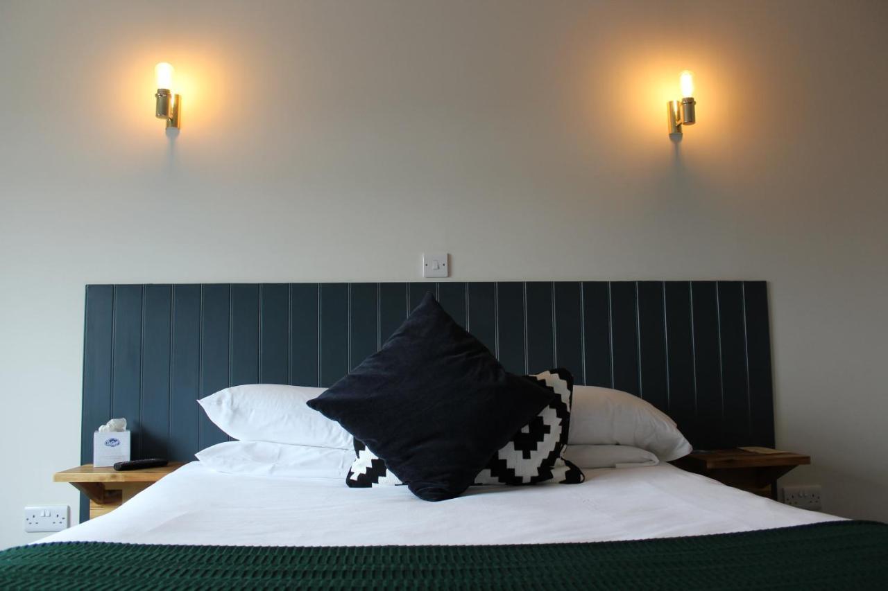 The Town & Country Lodge Dundry Luaran gambar