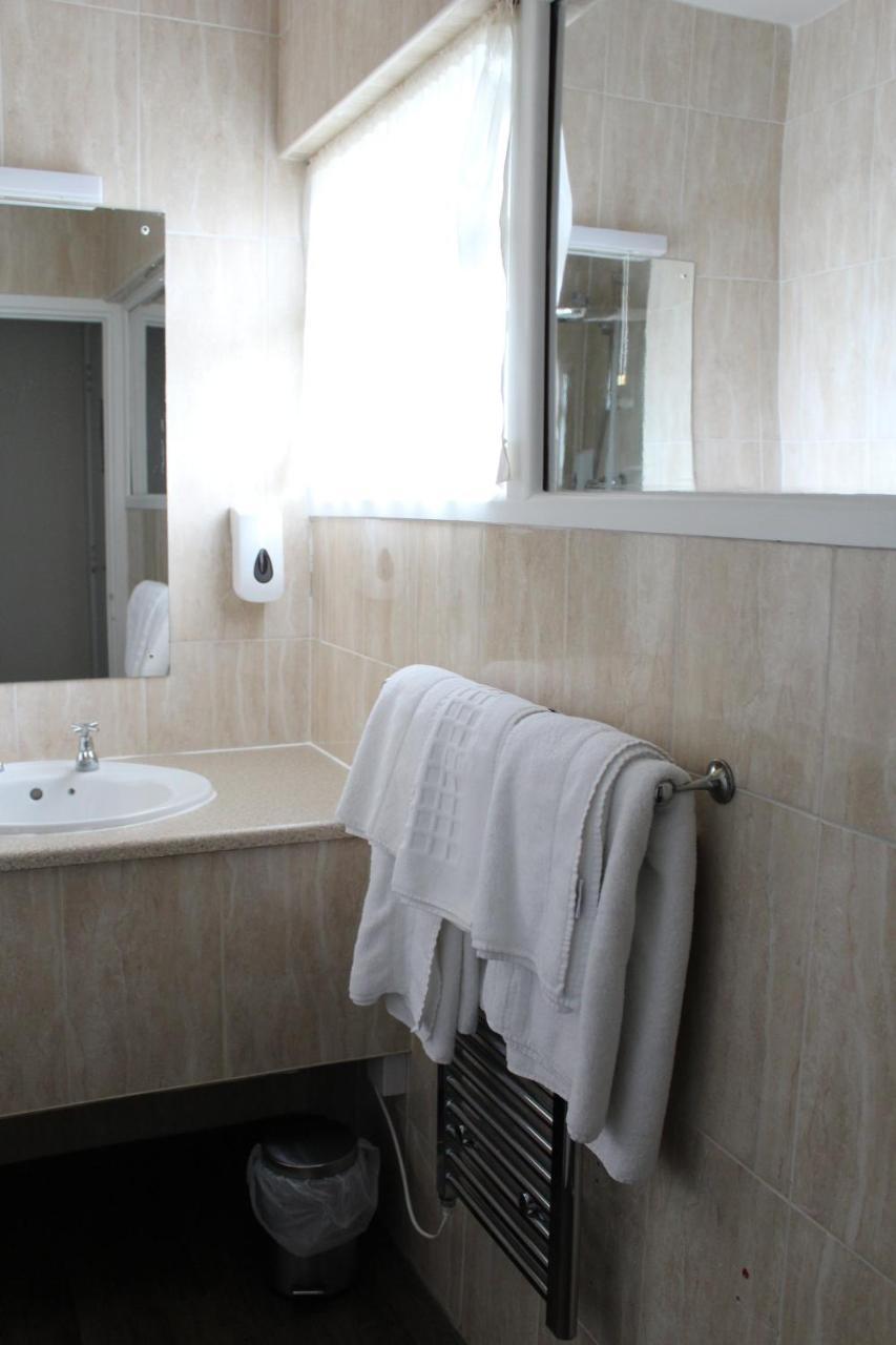 The Town & Country Lodge Dundry Luaran gambar