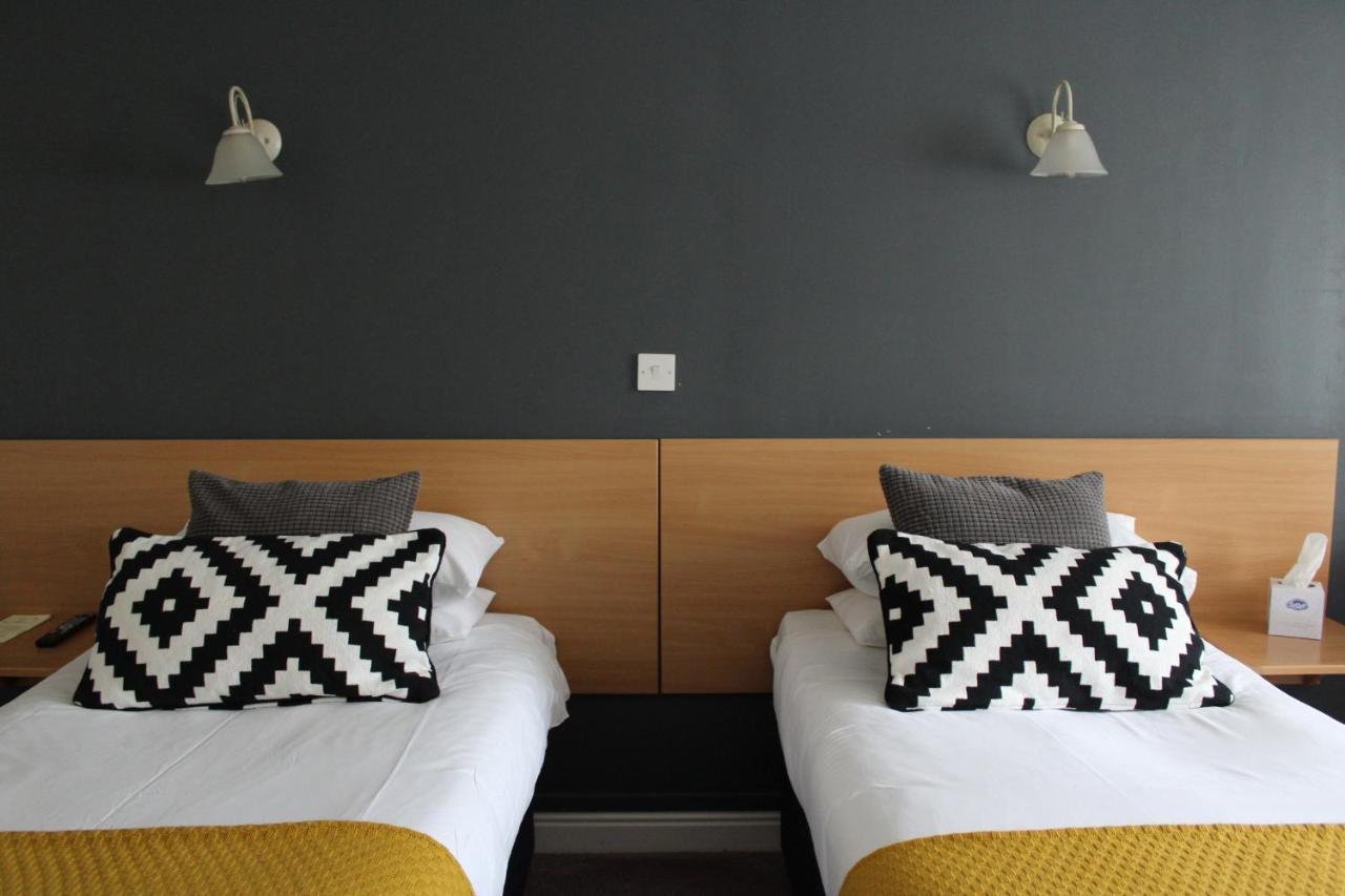 The Town & Country Lodge Dundry Luaran gambar